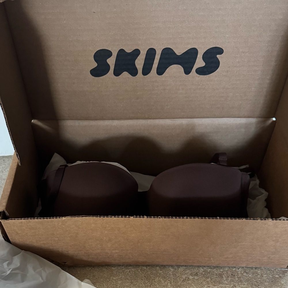 Skims Strapless Bra